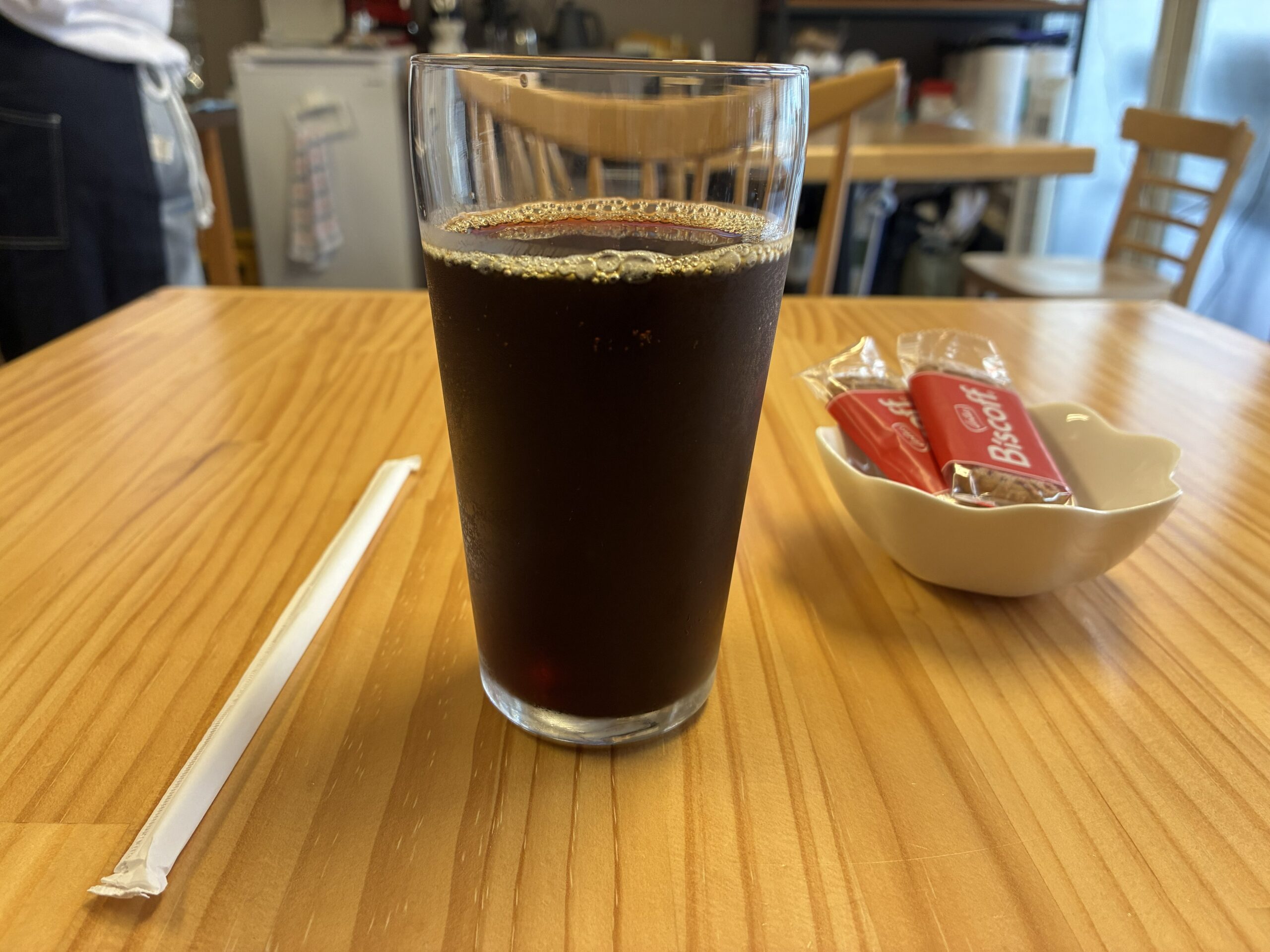 ezu cafeで提供されている石橋ブレンドのアイスコーヒー